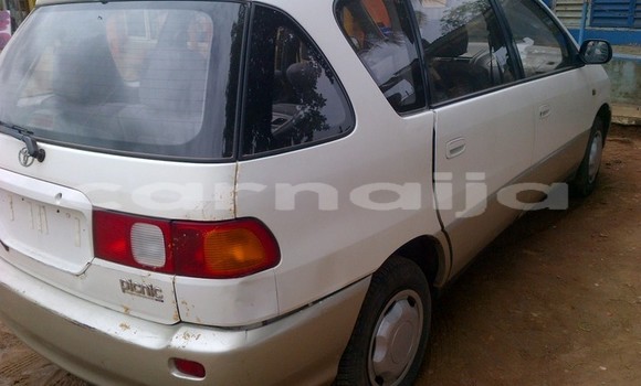Acheter Occasion Voiture Toyota Picnic Blanc à Lagos, État de Lagos Acheter Occasion Voiture Toyota Picnic Blanc à Lagos, État de Lagos
