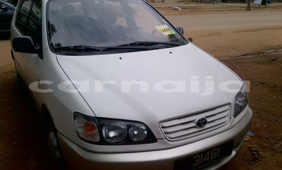 Acheter Occasion Voiture Toyota Picnic Blanc à Lagos, État de Lagos Acheter Occasion Voiture Toyota Picnic Blanc à Lagos, État de Lagos