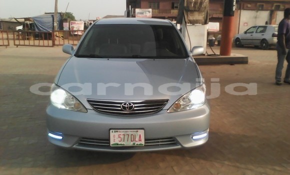 Acheter Occasion Voiture Toyota Camry Gris à Lagos, État de Lagos Acheter Occasion Voiture Toyota Camry Gris à Lagos, État de Lagos