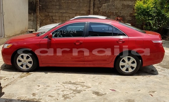 Acheter Occasion Voiture Toyota Camry Rouge à Lagos, État de Lagos Acheter Occasion Voiture Toyota Camry Rouge à Lagos, État de Lagos