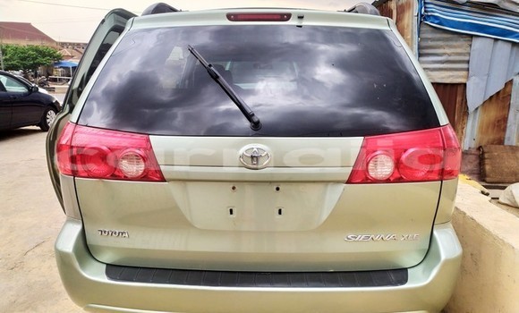 Acheter Occasion Voiture Toyota Camry Beige à Lagos, État de Lagos