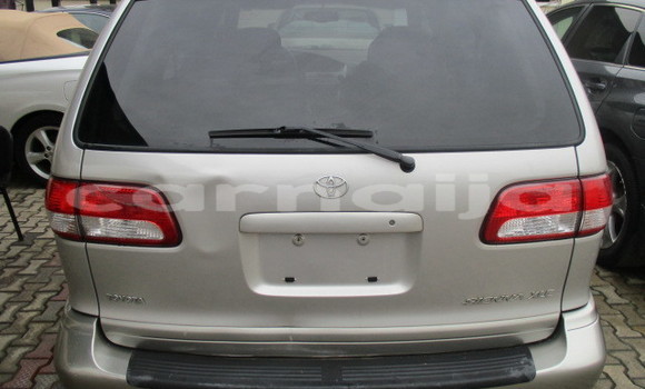 Acheter Occasion Voiture Toyota Sienna Gris à Lagos, État de Lagos Acheter Occasion Voiture Toyota Sienna Gris à Lagos, État de Lagos