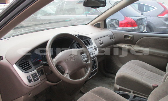 Acheter Occasion Voiture Toyota Sienna Gris à Lagos, État de Lagos Acheter Occasion Voiture Toyota Sienna Gris à Lagos, État de Lagos