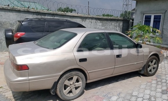 Acheter Occasion Voiture Toyota Camry Gris à Lagos, État de Lagos Acheter Occasion Voiture Toyota Camry Gris à Lagos, État de Lagos