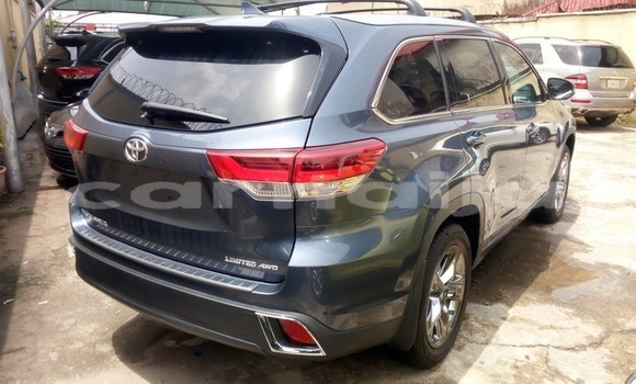Buy Used Toyota Highlander Black Car in Lagos in Lagos State Buy Used Toyota Highlander Black Car in Lagos in Lagos State
