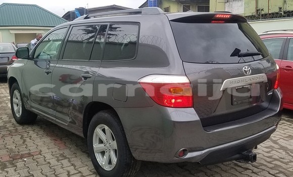 Acheter Occasion Voiture Toyota Highlander Gris à Lagos, État de Lagos Acheter Occasion Voiture Toyota Highlander Gris à Lagos, État de Lagos