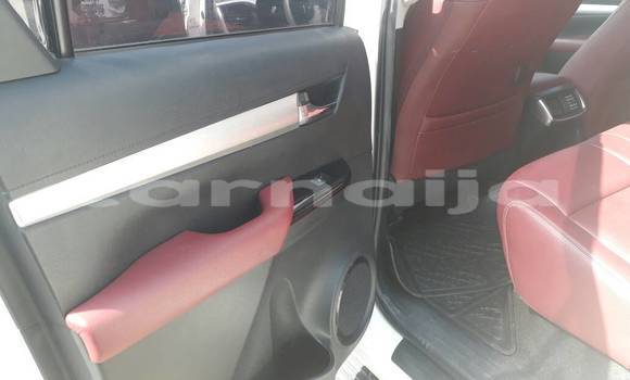 Acheter Occasion Voiture Toyota Hilux Blanc à Lagos, État de Lagos Acheter Occasion Voiture Toyota Hilux Blanc à Lagos, État de Lagos