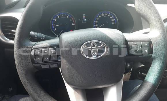 Acheter Occasion Voiture Toyota Hilux Blanc à Lagos, État de Lagos Acheter Occasion Voiture Toyota Hilux Blanc à Lagos, État de Lagos