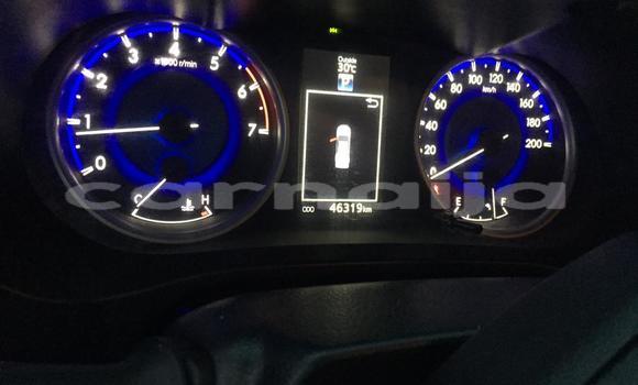 Acheter Occasion Voiture Toyota Hilux Surf Blanc à Lagos, État de Lagos Acheter Occasion Voiture Toyota Hilux Surf Blanc à Lagos, État de Lagos