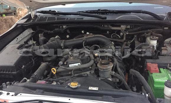 Acheter Occasion Voiture Toyota Hilux Surf Blanc à Lagos, État de Lagos Acheter Occasion Voiture Toyota Hilux Surf Blanc à Lagos, État de Lagos