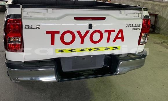 Acheter Occasion Voiture Toyota Hilux Blanc à Lagos, État de Lagos Acheter Occasion Voiture Toyota Hilux Blanc à Lagos, État de Lagos