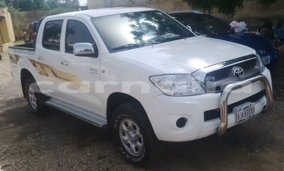 Buy Used Toyota Hilux White Car in Lagos in Lagos State Buy Used Toyota Hilux White Car in Lagos in Lagos State