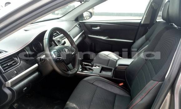 Acheter Occasion Voiture Toyota Camry Beige à Lagos, État de Lagos Acheter Occasion Voiture Toyota Camry Beige à Lagos, État de Lagos