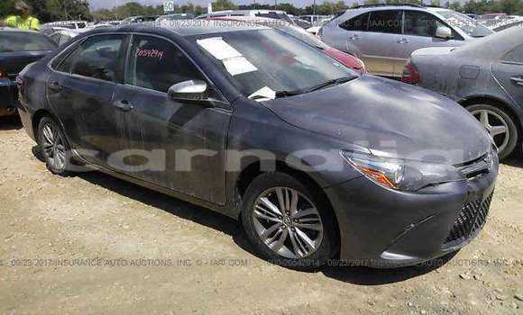 Acheter Occasion Voiture Toyota Camry Beige à Lagos, État de Lagos Acheter Occasion Voiture Toyota Camry Beige à Lagos, État de Lagos