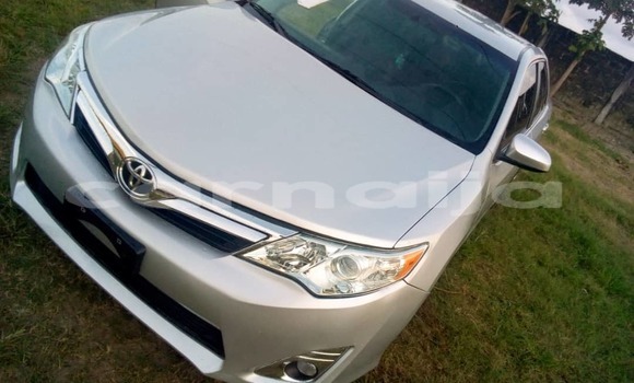 Acheter Occasion Voiture Toyota Camry Gris à Lagos, État de Lagos