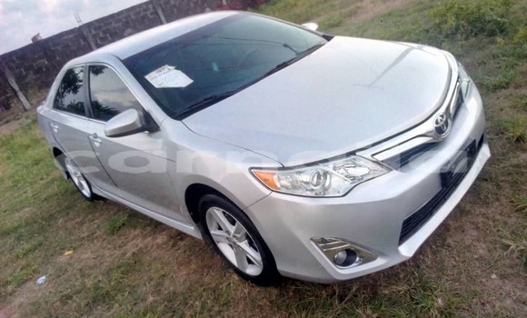Acheter Occasion Voiture Toyota Camry Gris à Lagos, État de Lagos Acheter Occasion Voiture Toyota Camry Gris à Lagos, État de Lagos