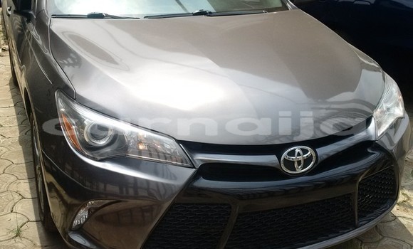 Acheter Occasion Voiture Toyota Camry Beige à Lagos, État de Lagos Acheter Occasion Voiture Toyota Camry Beige à Lagos, État de Lagos