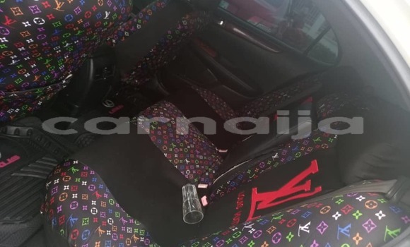 Acheter Occasion Voiture Lexus ES Blanc à Lagos, État de Lagos Acheter Occasion Voiture Lexus ES Blanc à Lagos, État de Lagos