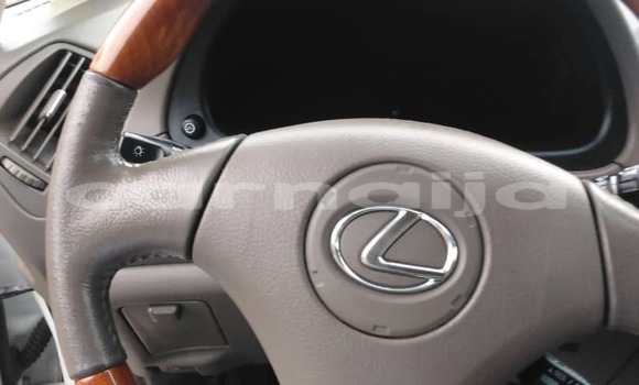 Acheter Occasion Voiture Lexus RX 330 Blanc à Lagos, État de Lagos Acheter Occasion Voiture Lexus RX 330 Blanc à Lagos, État de Lagos