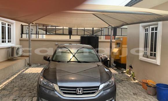 Acheter Occasion Voiture Honda Accord Noir à Lagos, État de Lagos Acheter Occasion Voiture Honda Accord Noir à Lagos, État de Lagos