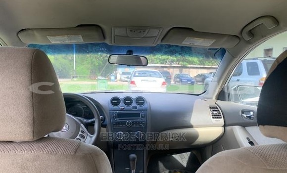 Buy Used Nissan Altima White Car in Lagos in Lagos State Buy Used Nissan Altima White Car in Lagos in Lagos State