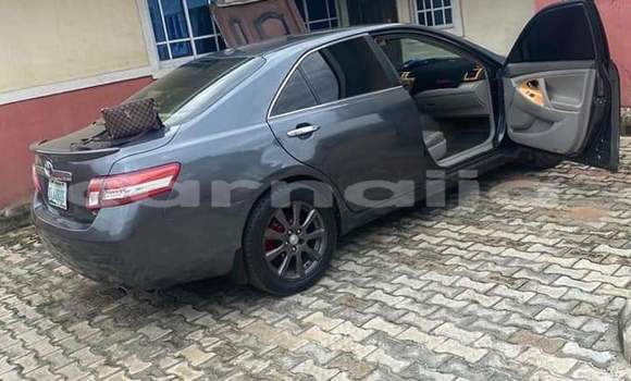 Acheter Occasion Voiture Toyota Camry Gris à Lagos, État de Lagos