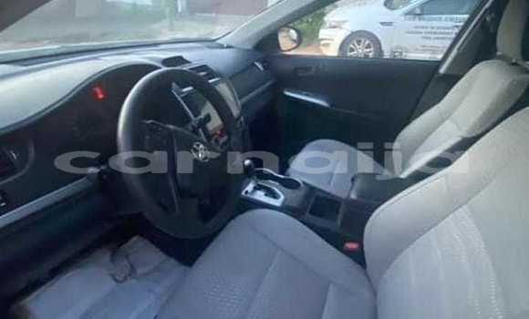 Acheter Occasion Voiture Toyota Camry Blanc à Lagos, État de Lagos Acheter Occasion Voiture Toyota Camry Blanc à Lagos, État de Lagos