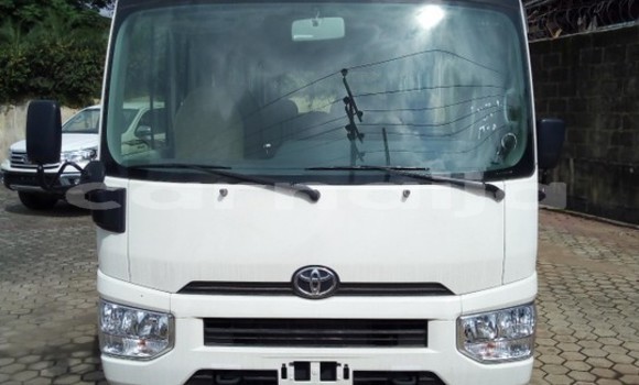 Acheter Occasion Voiture Toyota Coaster Blanc à Lagos, État de Lagos Acheter Occasion Voiture Toyota Coaster Blanc à Lagos, État de Lagos