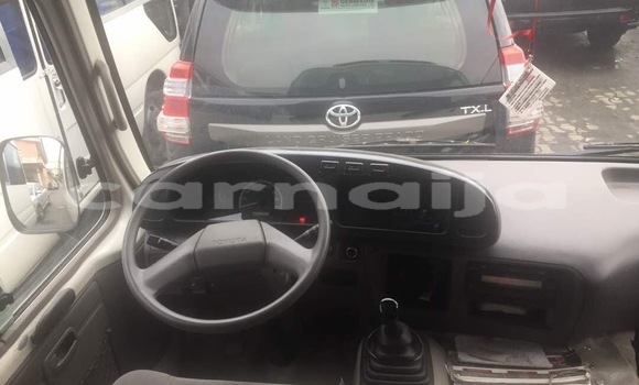 Acheter Occasion Voiture Toyota Coaster Blanc à Lagos, État de Lagos Acheter Occasion Voiture Toyota Coaster Blanc à Lagos, État de Lagos