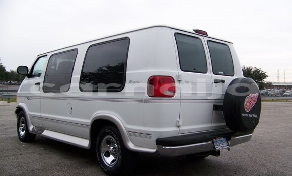 Buy Used Toyota Hiace White Car in Lagos in Lagos State