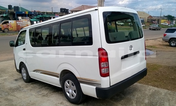 Acheter Occasion Voiture Toyota Hiace Blanc à Lagos, État de Lagos Acheter Occasion Voiture Toyota Hiace Blanc à Lagos, État de Lagos