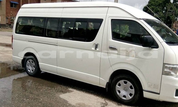 Acheter Occasion Voiture Toyota Hiace Blanc à Lagos, État de Lagos Acheter Occasion Voiture Toyota Hiace Blanc à Lagos, État de Lagos
