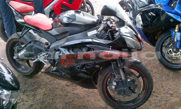 Buy Used Yamaha R5 Black Bike in Lagos in Lagos State Buy Used Yamaha R5 Black Bike in Lagos in Lagos State