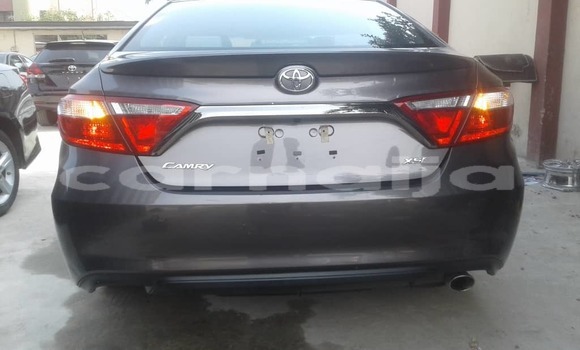 Acheter Occasion Voiture Toyota Camry Gris à Lagos, État de Lagos