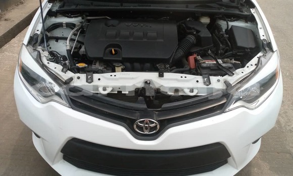 Acheter Occasion Voiture Toyota Corolla Blanc à Ipokia, État d'Ogun Acheter Occasion Voiture Toyota Corolla Blanc à Ipokia, État d'Ogun
