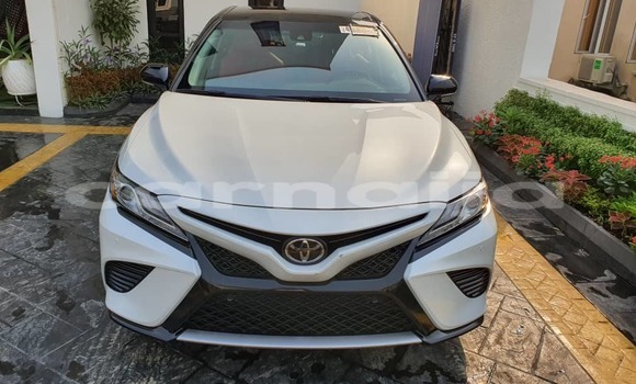 Buy Used Toyota Camry White Car in Lagos in Lagos State Buy Used Toyota Camry White Car in Lagos in Lagos State