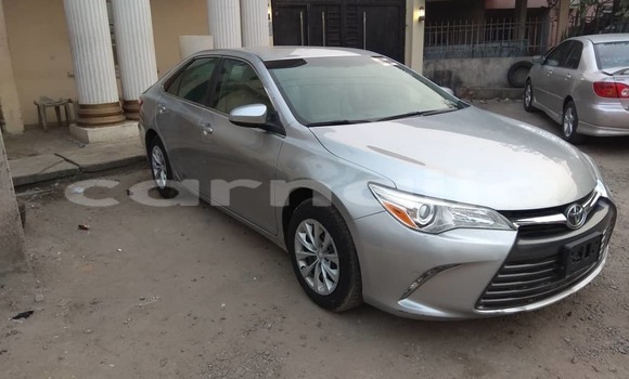 Acheter Occasion Voiture Toyota Camry Gris à Lagos, État de Lagos Acheter Occasion Voiture Toyota Camry Gris à Lagos, État de Lagos
