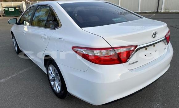 Acheter Occasion Voiture Toyota Camry Blanc à Lagos, État de Lagos