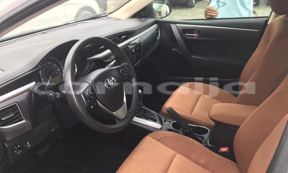 Acheter Occasion Voiture Toyota Camry Blanc à Lagos, État de Lagos Acheter Occasion Voiture Toyota Camry Blanc à Lagos, État de Lagos