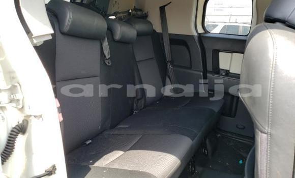 Buy New Toyota FJ Cruiser White Car in Badagry in Lagos State Buy New Toyota FJ Cruiser White Car in Badagry in Lagos State