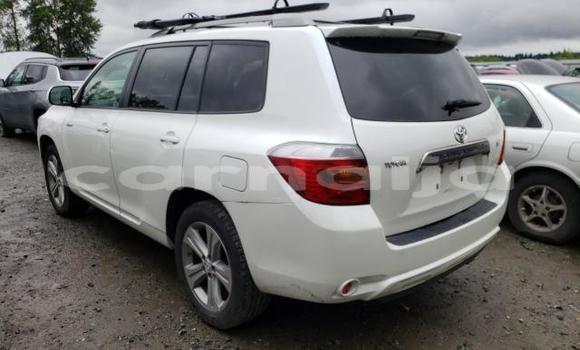 Acheter Neuf Voiture Toyota Highlander Blanc à Badagry, État de Lagos Acheter Neuf Voiture Toyota Highlander Blanc à Badagry, État de Lagos