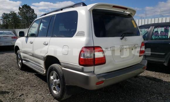 Buy New Toyota Land Cruiser White Car in Badagry in Lagos State Buy New Toyota Land Cruiser White Car in Badagry in Lagos State
