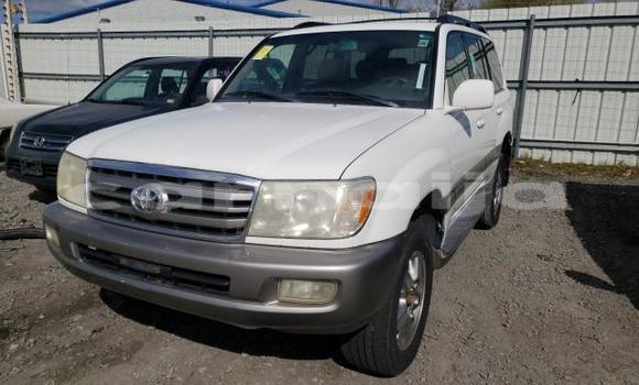 Buy New Toyota Land Cruiser White Car in Badagry in Lagos State Buy New Toyota Land Cruiser White Car in Badagry in Lagos State