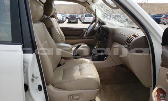 Buy New Toyota Land Cruiser White Car in Badagry in Lagos State Buy New Toyota Land Cruiser White Car in Badagry in Lagos State
