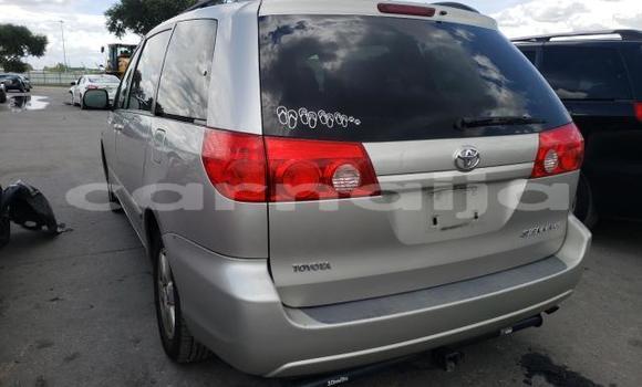 Acheter Neuf Voiture Toyota Sienna Gris à Badagry, État de Lagos Acheter Neuf Voiture Toyota Sienna Gris à Badagry, État de Lagos