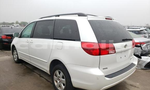 Acheter Neuf Voiture Toyota Sienna Blanc à Badagry, État de Lagos Acheter Neuf Voiture Toyota Sienna Blanc à Badagry, État de Lagos