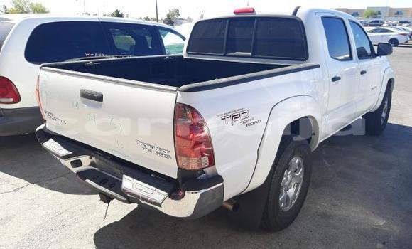 Acheter Neuf Voiture Toyota Tacoma Blanc à Badagry, État de Lagos Acheter Neuf Voiture Toyota Tacoma Blanc à Badagry, État de Lagos