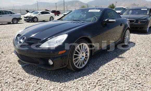 Acheter Neuf Voiture Mercedes-Benz SLK-klasse AMG Noir à Badagry, État de Lagos Acheter Neuf Voiture Mercedes-Benz SLK-klasse AMG Noir à Badagry, État de Lagos