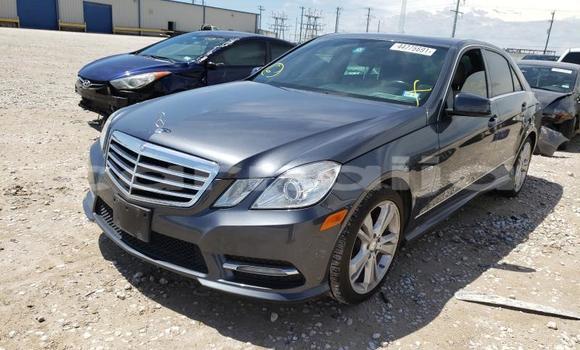 Acheter Neuf Voiture Mercedes-Benz E-Classe Autre à Badagry, État de Lagos Acheter Neuf Voiture Mercedes-Benz E-Classe Autre à Badagry, État de Lagos