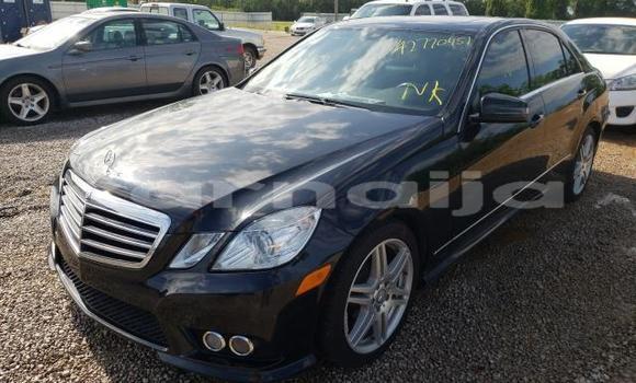 Acheter Neuf Voiture Mercedes-Benz E–Class Noir à Badagry, État de Lagos Acheter Neuf Voiture Mercedes-Benz E–Class Noir à Badagry, État de Lagos